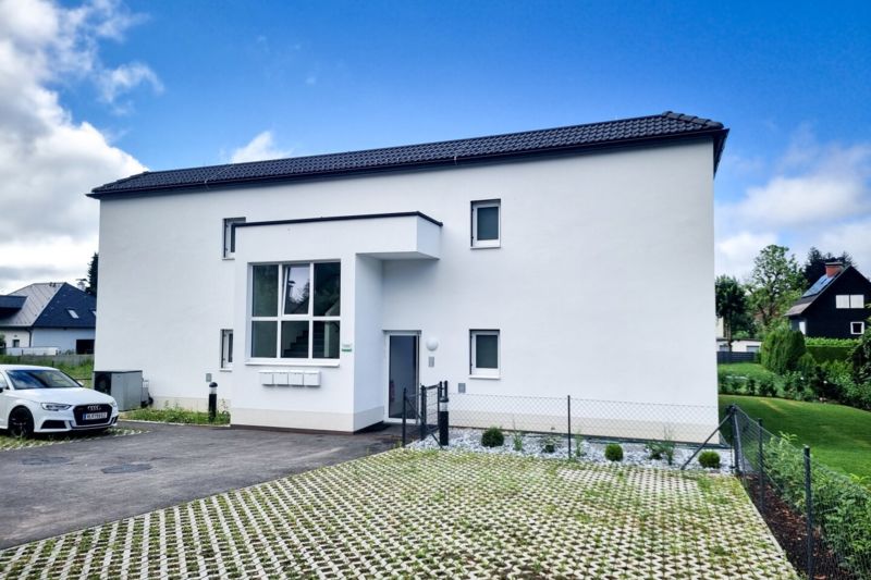 Erstbezug - Mietwohnung im Zentrum Velden