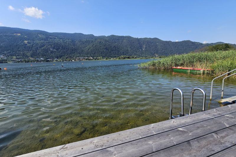 ERSTBEZUG - Seebungalow mit eigenem Seezugang Ossiacher SEE